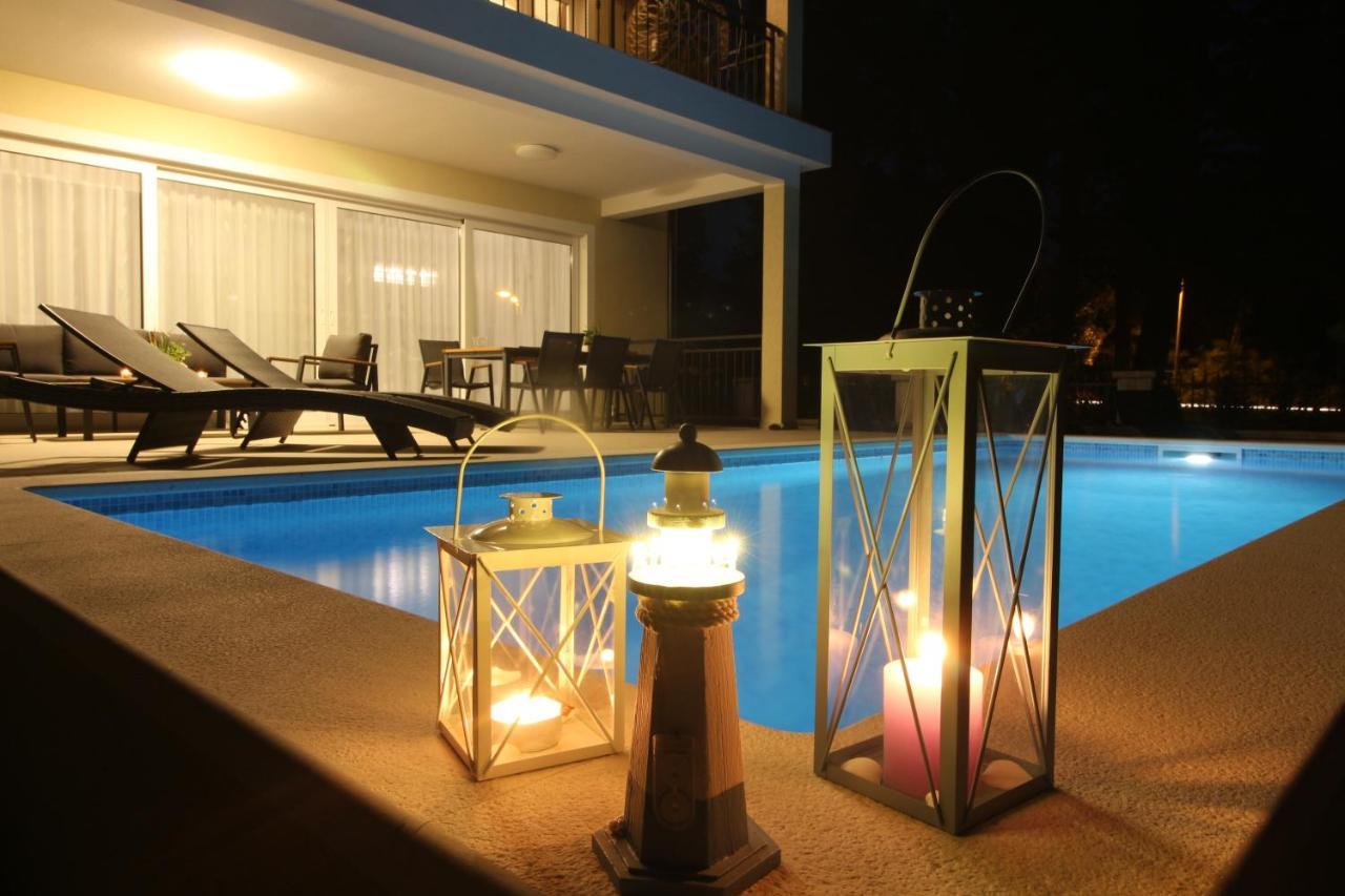 Villa Beachfront Sea Palace Kaštela المظهر الخارجي الصورة