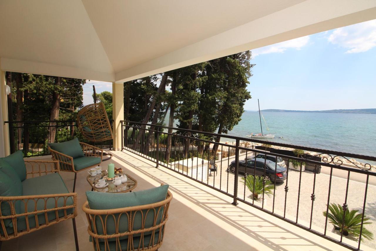 Villa Beachfront Sea Palace Kaštela المظهر الخارجي الصورة