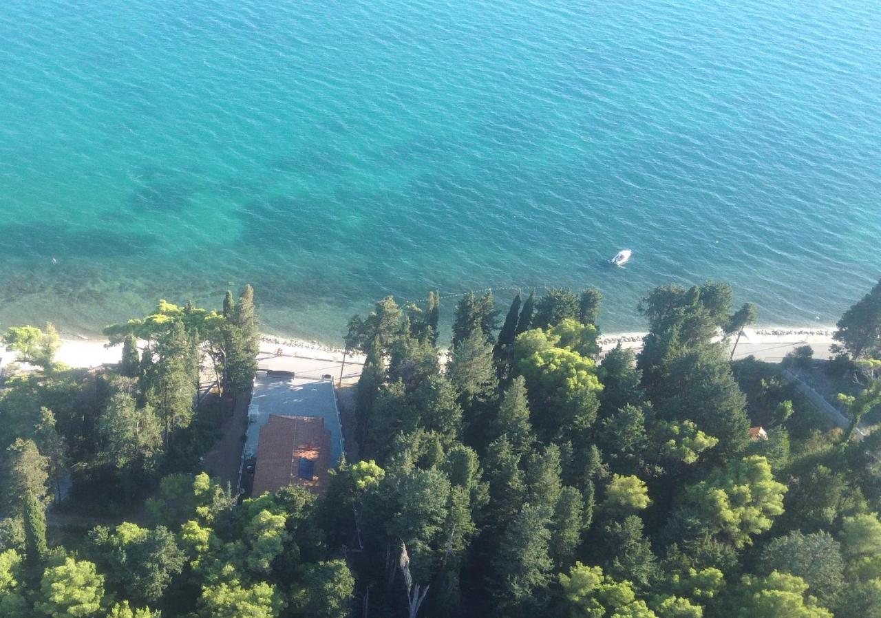 Villa Beachfront Sea Palace Kaštela المظهر الخارجي الصورة